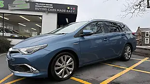 Used 2015 Toyota Auris Excel Touring Sports Blue - Interior and Exterior details 10