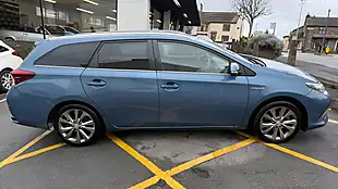 Used 2015 Toyota Auris Excel Touring Sports Blue - Interior and Exterior details 14
