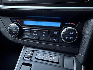 Used 2015 Toyota Auris Excel Touring Sports White - Interior and Exterior details 13