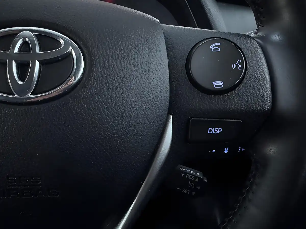 Used 2015 Toyota Auris Excel Touring Sports White - Interior and Exterior details 15