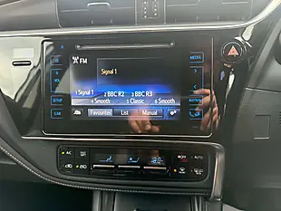 Used 2015 Toyota Auris Icon - Interior and Exterior details 17