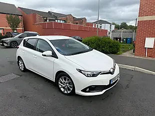 Used 2015 Toyota Auris Icon - Interior and Exterior details 7