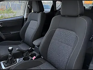 Used 2015 Toyota Auris Icon Plus Blue - Interior and Exterior details 12