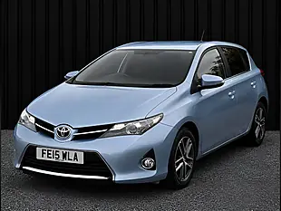 Used 2015 Toyota Auris Icon Plus Blue - Interior and Exterior details 6