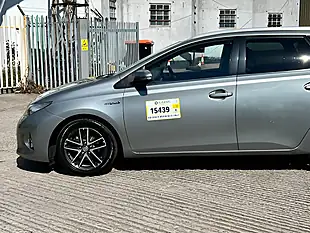 Used 2015 Toyota Auris Icon Plus Grey - Interior and Exterior details 11