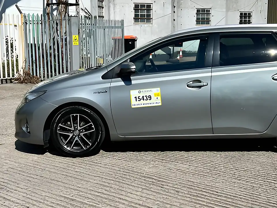 Used 2015 Toyota Auris Icon Plus Grey - Interior and Exterior details 11