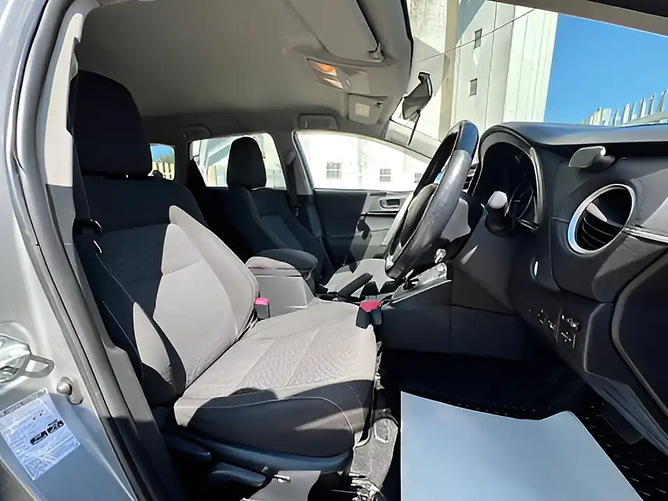 Used 2015 Toyota Auris Icon Plus Grey - Interior and Exterior details 14