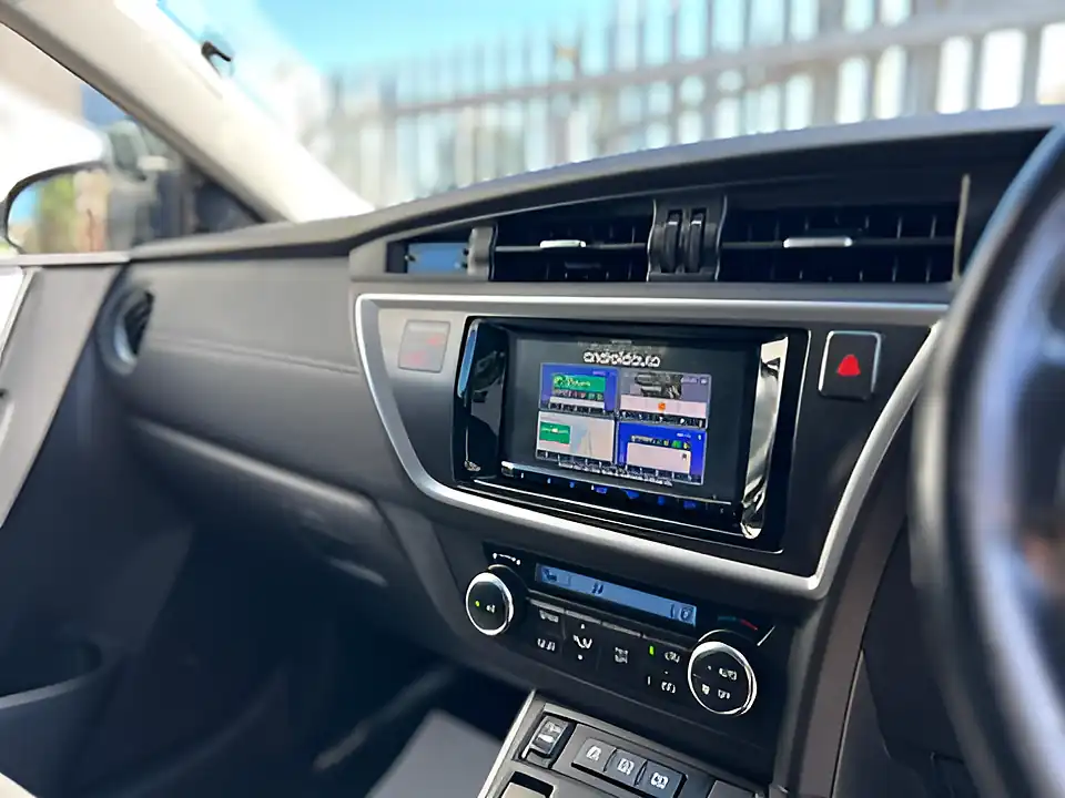 Used 2015 Toyota Auris Icon Plus Grey - Interior and Exterior details 15