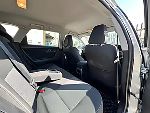 Used 2015 Toyota Auris Icon Plus Grey - Interior and Exterior details 17