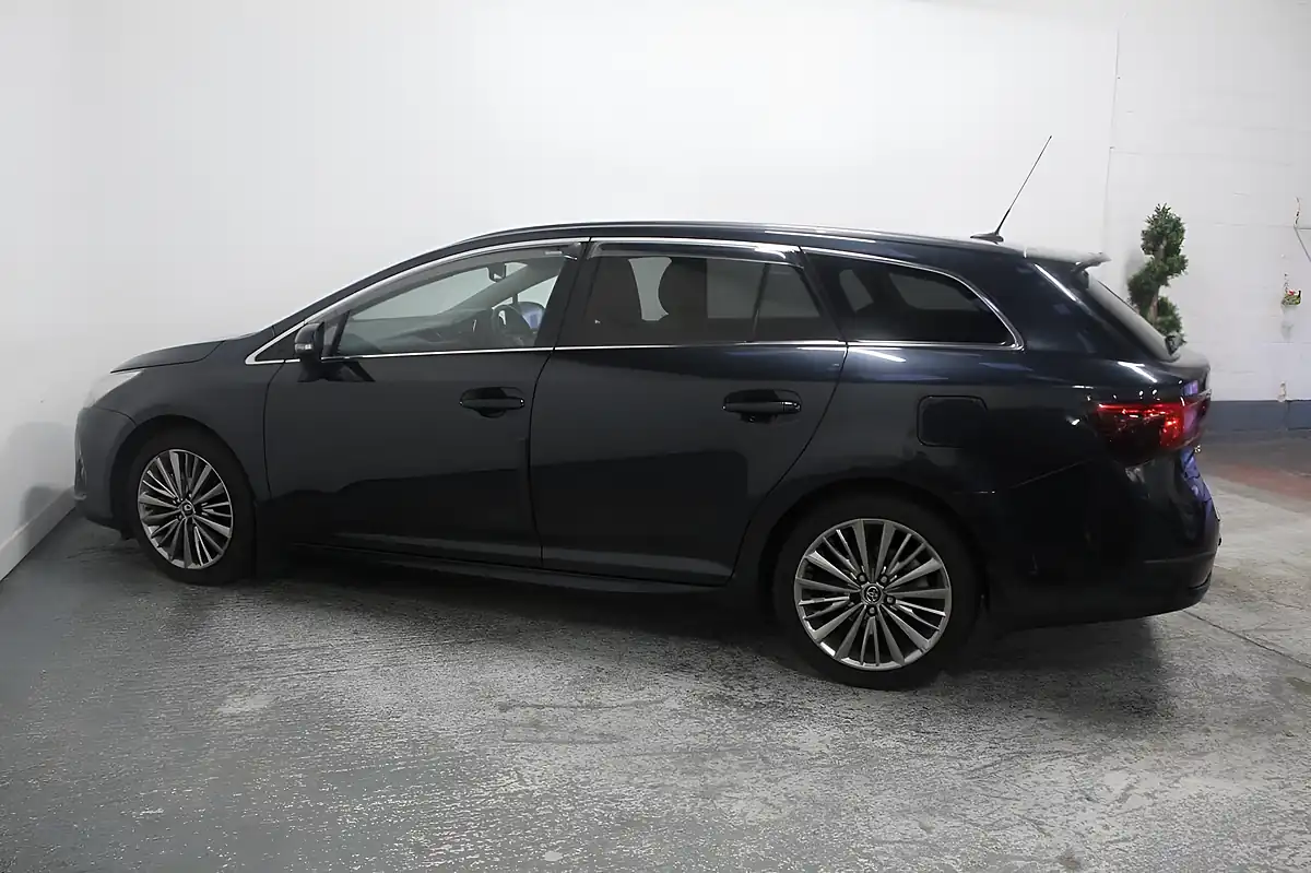 Used 2015 Toyota Avensis Excel Touring Sports Grey - Interior and Exterior details 7