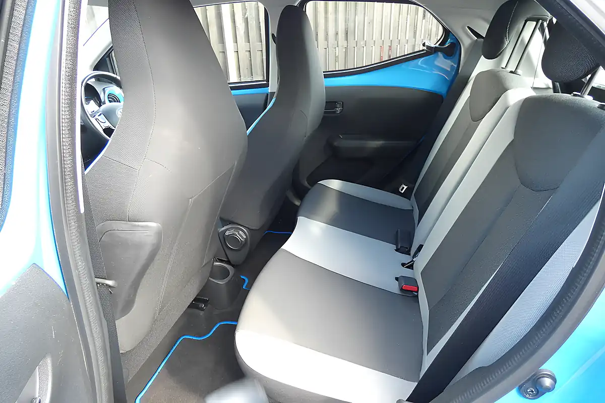 Used 2015 Toyota Aygo X-Cite 2 Blue - Interior and Exterior details 14