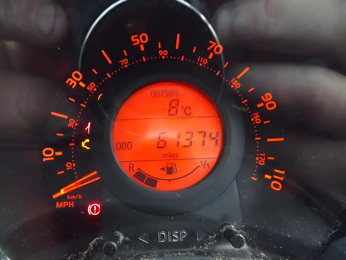 Used 2015 Toyota Aygo X-Cite Blue - Interior and Exterior details 14