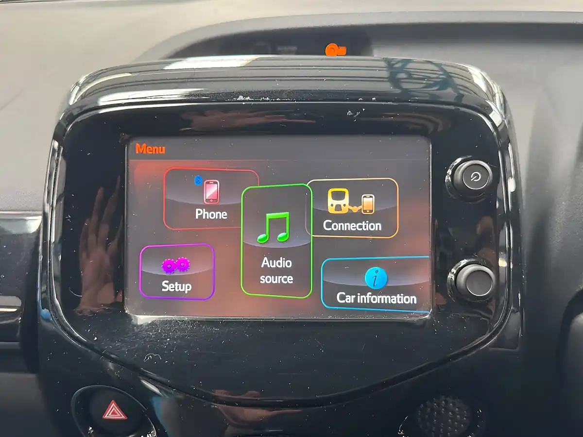 Used 2015 Toyota Aygo X-Cite Blue - Interior and Exterior details 15