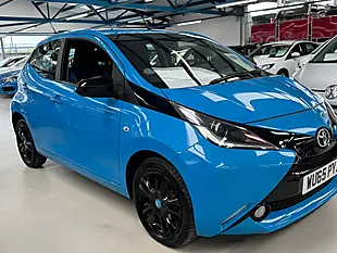 Used 2015 Toyota Aygo X-Cite Blue - Interior and Exterior details 2