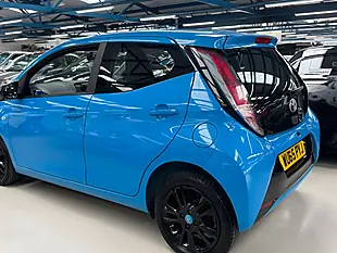 Used 2015 Toyota Aygo X-Cite Blue - Interior and Exterior details 4