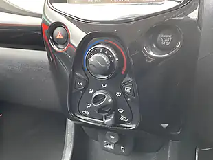 Used 2015 Toyota Aygo X-Cite Orange - Interior and Exterior details 17
