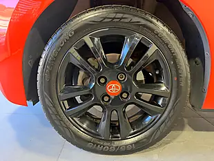 Used 2015 Toyota Aygo X-Cite Orange - Interior and Exterior details 18