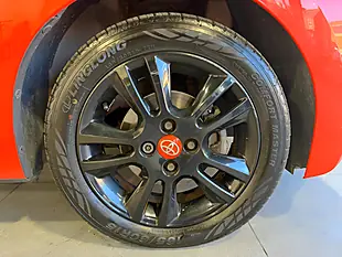 Used 2015 Toyota Aygo X-Cite Orange - Interior and Exterior details 19