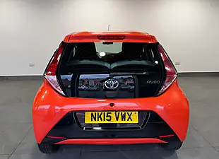 Used 2015 Toyota Aygo X-Cite Orange - Interior and Exterior details 4
