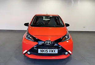 Used 2015 Toyota Aygo X-Cite Orange - Interior and Exterior details 8