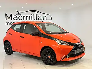 Used 2015 Toyota Aygo X-Cite Orange - Interior and Exterior details 3