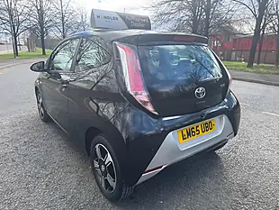 Used 2015 Toyota Aygo X-Clusiv Black - Interior and Exterior details 6