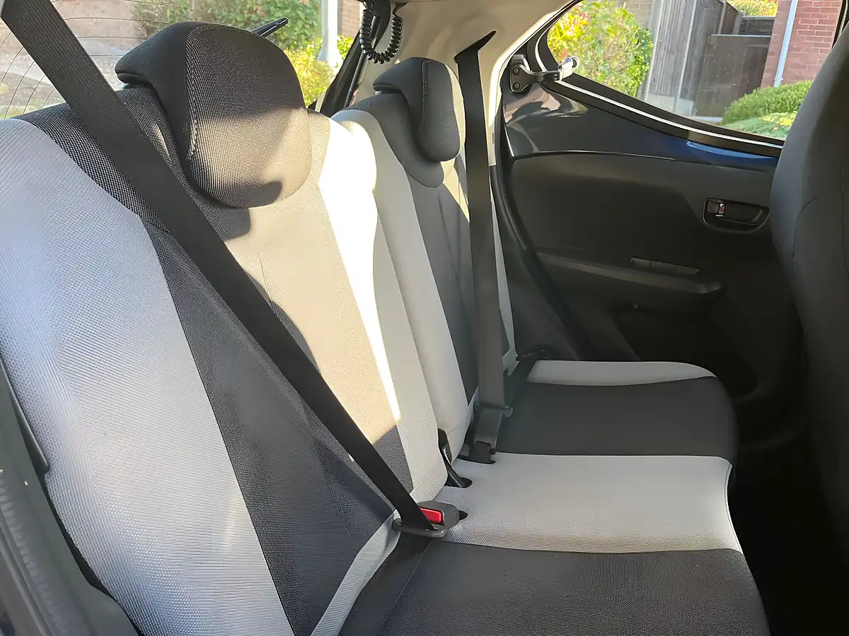Used 2015 Toyota Aygo X-Play Blue - Interior and Exterior details 14