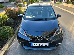 Used 2015 Toyota Aygo X-Play Blue - Interior and Exterior details 2