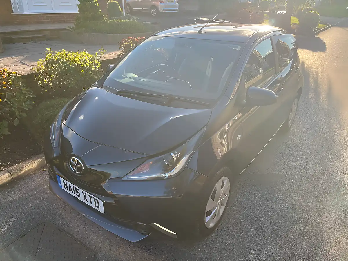 Used 2015 Toyota Aygo X-Play Blue - Interior and Exterior details 3
