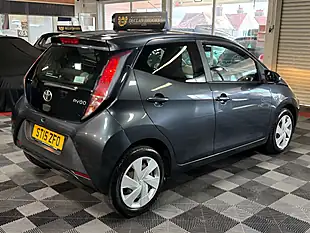 Used 2015 Toyota Aygo X-Play Grey - Interior and Exterior details 10