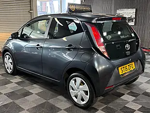 Used 2015 Toyota Aygo X-Play Grey - Interior and Exterior details 6