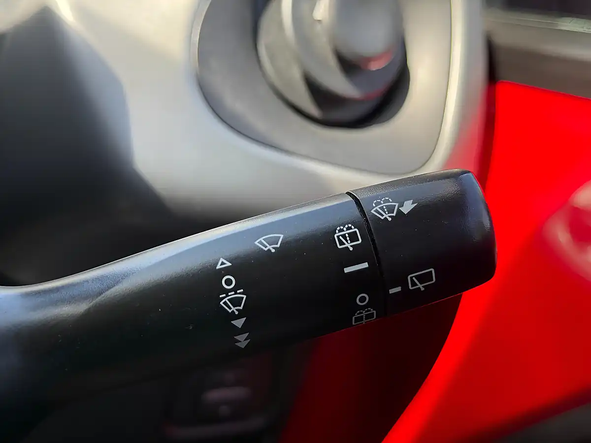 Used 2015 Toyota Aygo X-Play Red - Interior and Exterior details 13