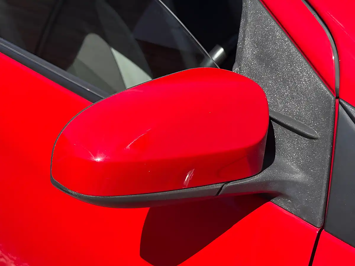Used 2015 Toyota Aygo X-Play Red - Interior and Exterior details 16