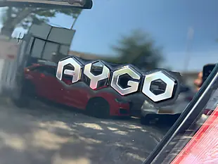 Used 2015 Toyota Aygo X-Play Red - Interior and Exterior details 18