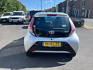 Used 2015 Toyota Aygo X-Play Silver Splash - Interior and Exterior details 6