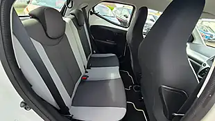 Used 2015 Toyota Aygo X-Play White - Interior and Exterior details 13