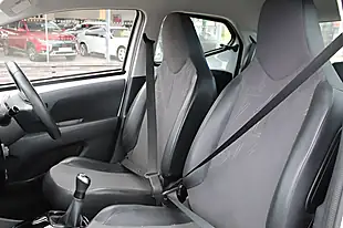 Used 2015 Toyota Aygo X-Pression X-Wave White - Interior and Exterior details 12