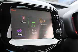 Used 2015 Toyota Aygo X-Pression X-Wave White - Interior and Exterior details 14