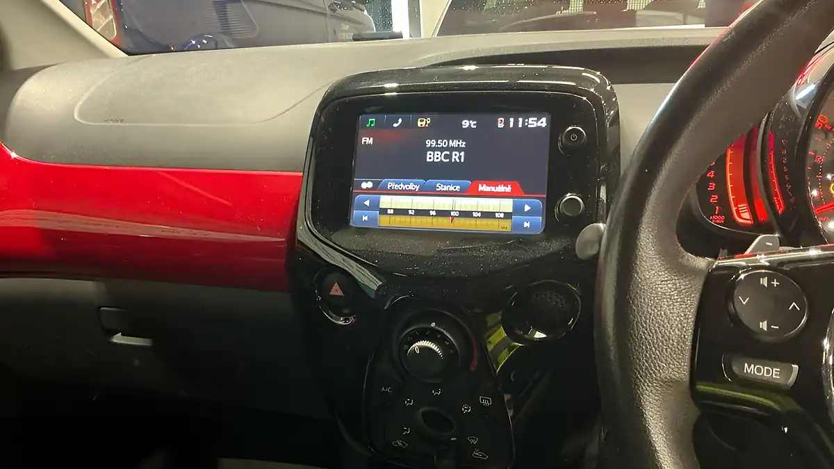 Used 2015 Toyota Aygo X-Pression X-Wave X-Shift Red - Interior and Exterior details 13