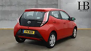 Used 2015 Toyota Aygo X-Pression X-Wave X-Shift Red - Interior and Exterior details 5