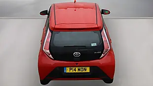 Used 2015 Toyota Aygo X-Pression X-Wave X-Shift Red - Interior and Exterior details 8