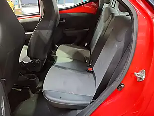 Used 2015 Toyota Aygo X-Pression X-Wave X-Shift Red - Interior and Exterior details 7