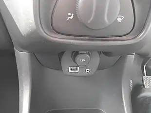 Used 2015 Toyota Aygo X Red - Interior and Exterior details 17