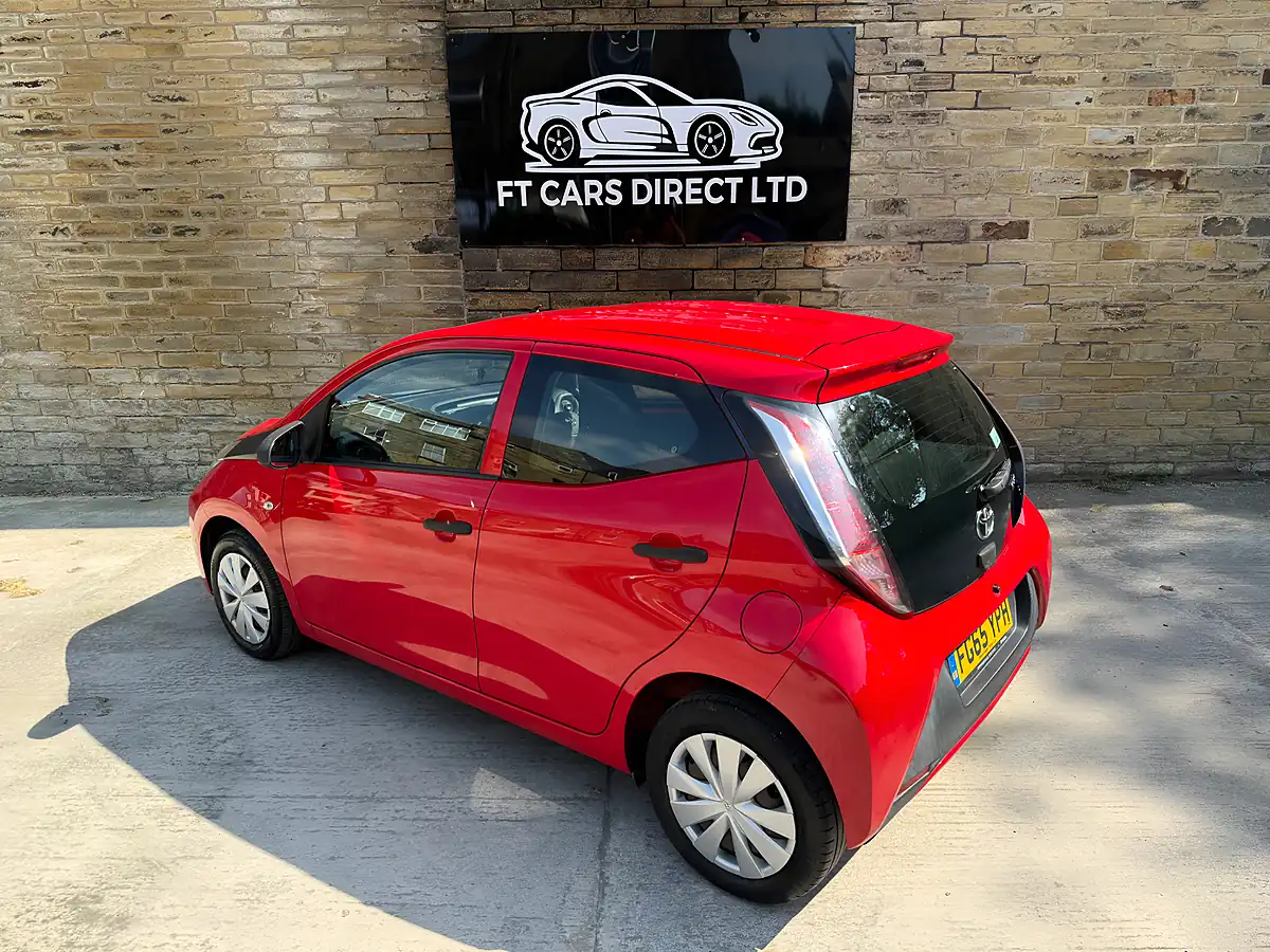 Used 2015 Toyota Aygo X Red - Interior and Exterior details 10