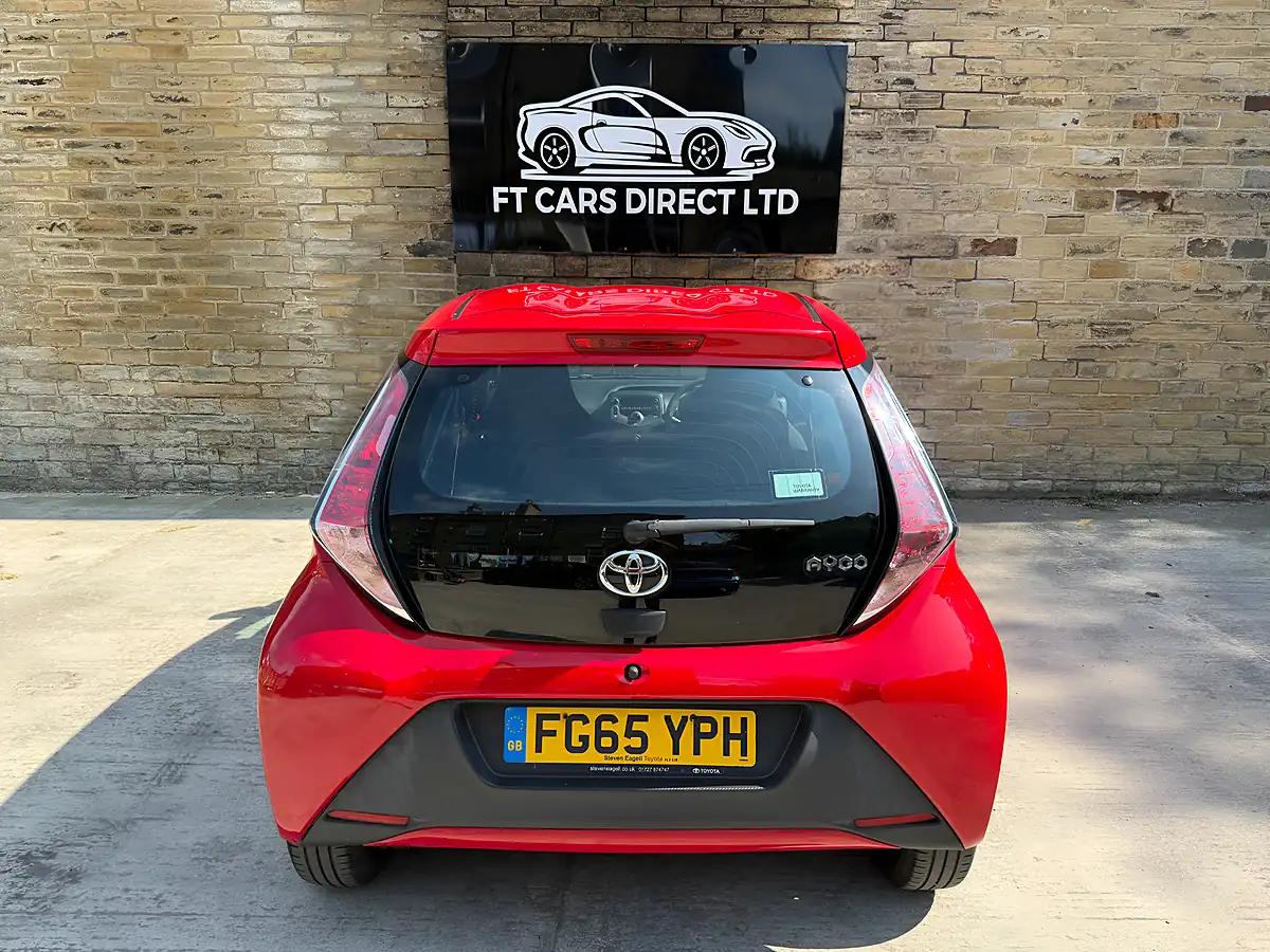 Used 2015 Toyota Aygo X Red - Interior and Exterior details 12