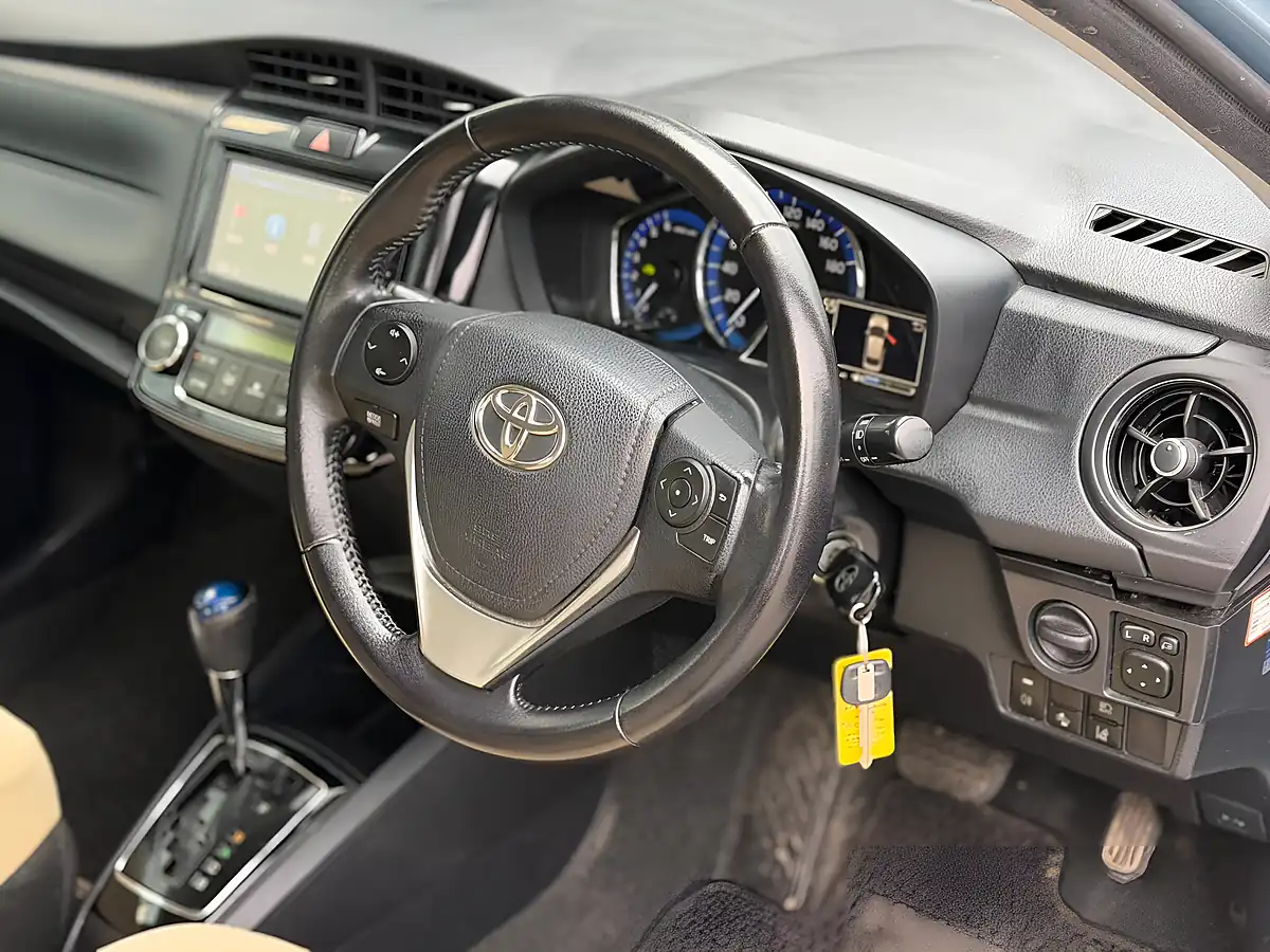 Used 2015 Toyota Corolla Axio Hybrid Blue - Interior and Exterior details 12