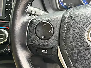 Used 2015 Toyota Corolla Axio Hybrid Blue - Interior and Exterior details 16
