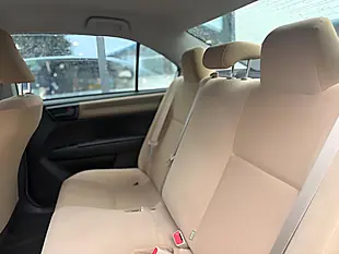 Used 2015 Toyota Corolla Axio Hybrid Pearl White - Interior and Exterior details 13
