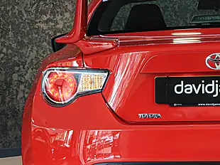 Used 2015 Toyota GT86 Aero Red - Interior and Exterior details 11