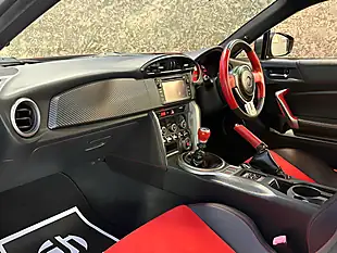 Used 2015 Toyota GT86 Aero Red - Interior and Exterior details 13